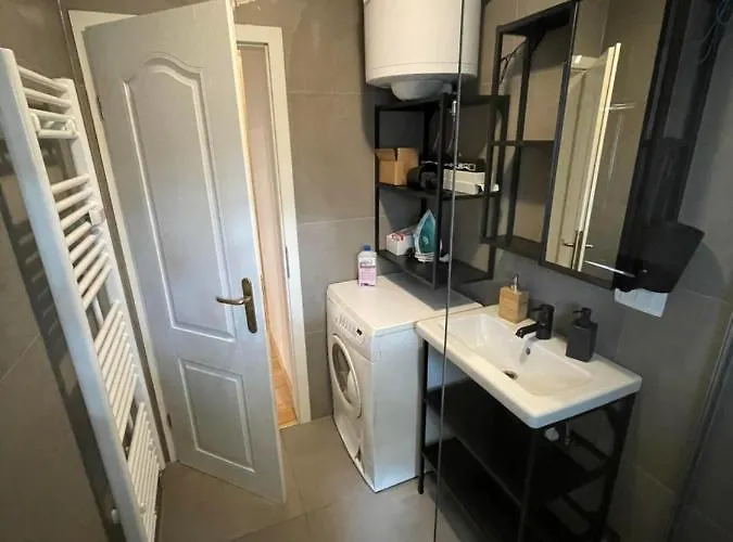 Peter Pan & Free Parking * Любляна