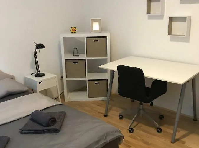 Апартаменты Peter Pan & Free Parking *